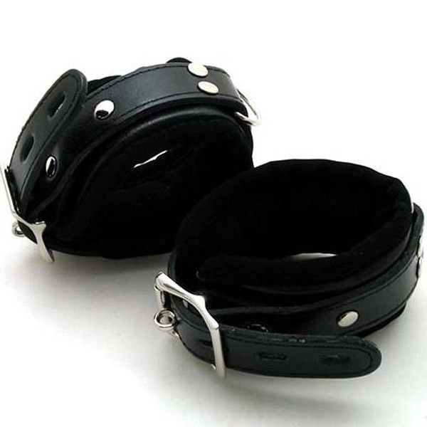 Черные кожаные наручники. Артикул: IXI14118