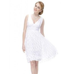 Lace white dress with V neckline. Артикул: IXI26501