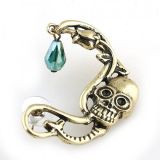 Earring-cuff with skull