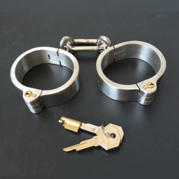 Latest Design Female Stainless Steel Handcuffs. Артикул: IXI58251