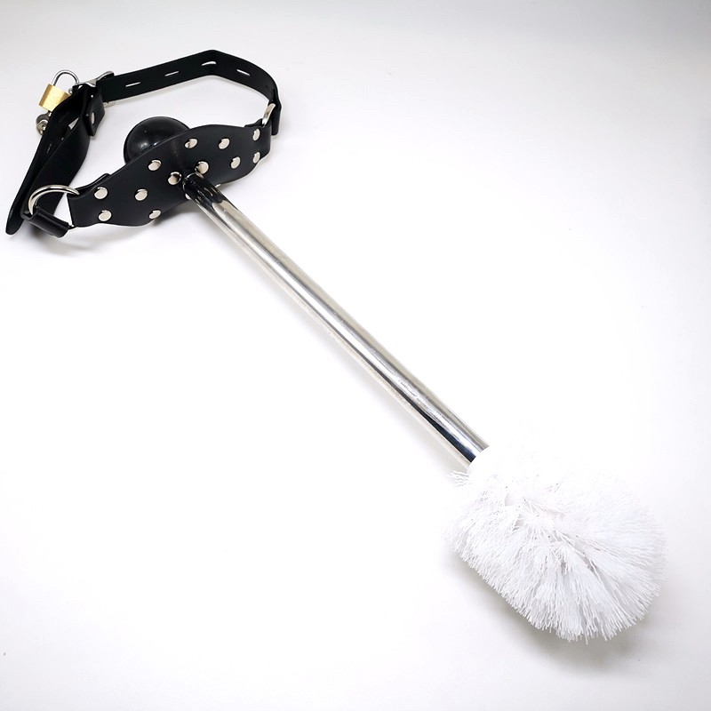Slave Toilet Brush + Asphyxia Gag. Артикул: IXI60940