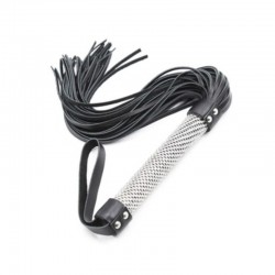 Diamond Handle Scattered Black Leather Whip