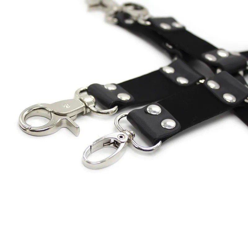 Cross clamp for handcuffs and leggings Bdsm Cross Black. Артикул: IXI62840