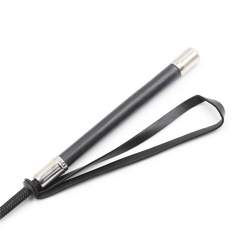 Кнут с красивой рукояткой и сердечком Leather Whips Heart Black. Артикул: IXI62994